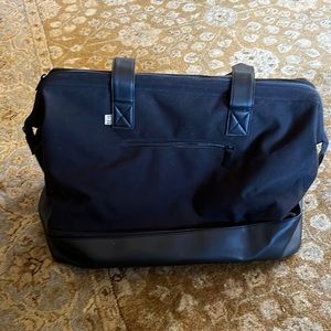 Beis Weekender bag